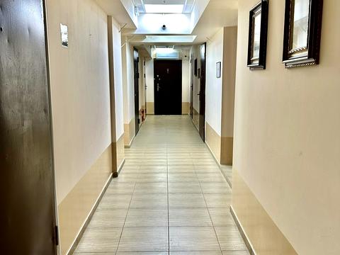 комерційна за адресою Борщагівська вул., 152-А