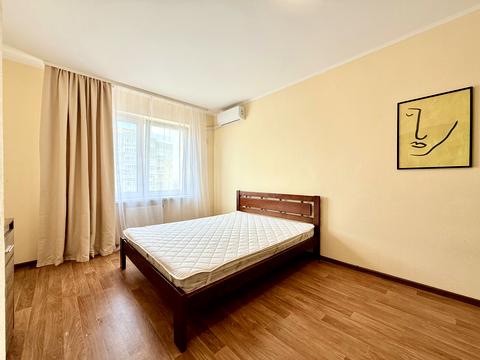 квартира за адресою Софії Русової вул., 7