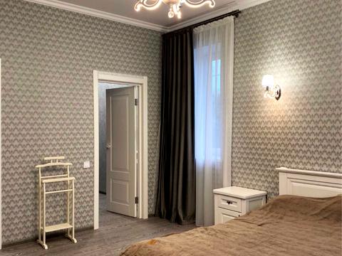 дом по адресу Жовтнева