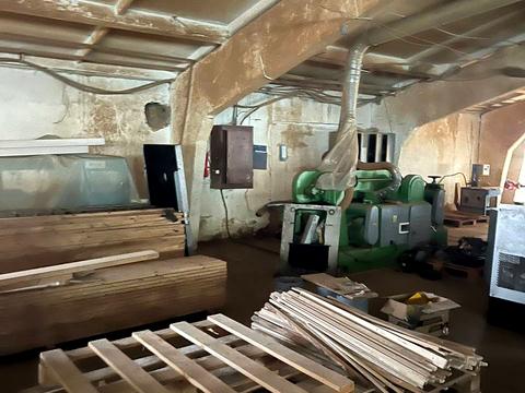 коммерческая по адресу Школьная ул., 11