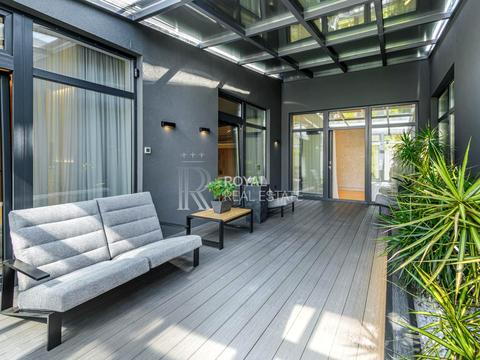 будинок за адресою Богатирська вул.