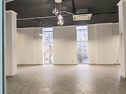 комерційна за адресою Проскурівського підпілля вул., 61