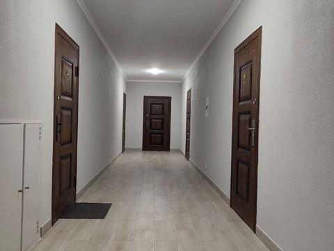 квартира за адресою Зодчих вул., 30/6