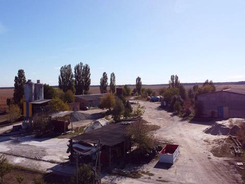 комерційна за адресою Жовтнева, 110
