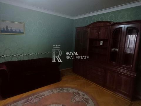 квартира за адресою Анни Ахматової вул., 6