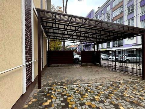 будинок за адресою Літературна вул. (Чехова)