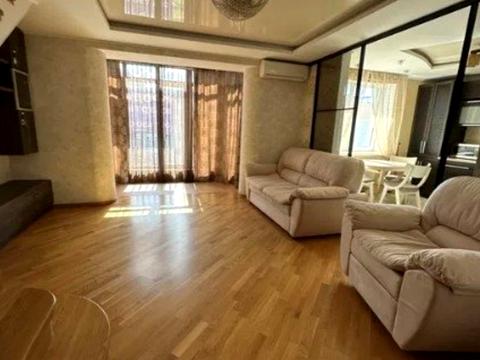 квартира за адресою Миколаївська вул., 16