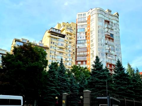 комерційна за адресою Олександра Кониського вул., 46/11