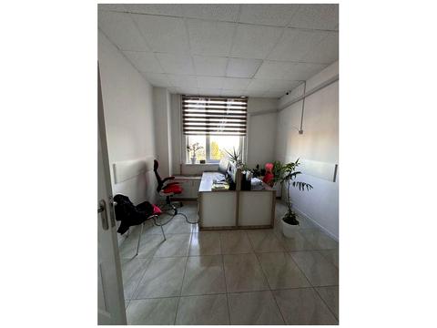 комерційна за адресою Кирилівська вул. (Фрунзе), 160