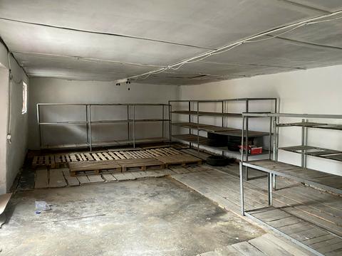 комерційна за адресою Козацька вул.