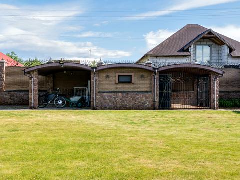 дом по адресу Озерна