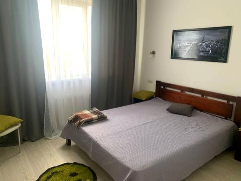 квартира по адресу Героев Полка "Азов ул. (Малиновского маршала), 8