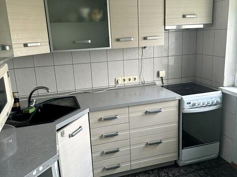 квартира по адресу Героев Днепра ул., 1