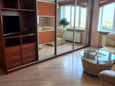 квартира за адресою Сергія Подолинського вул. (Благоєва), 7