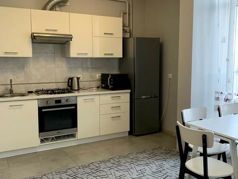 квартира за адресою Володимира Великого вул. (Артема), 10