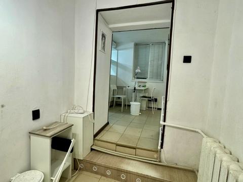 комерційна за адресою 23 Серпня вул., 58