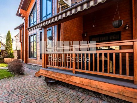 будинок за адресою 51-а Садова