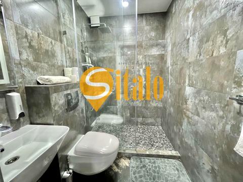 будинок за адресою Набережна