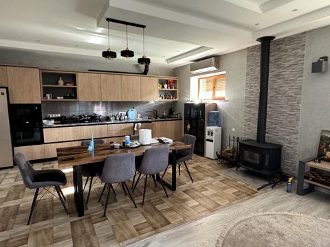 будинок за адресою с. Білогородка, Лисенка, 38