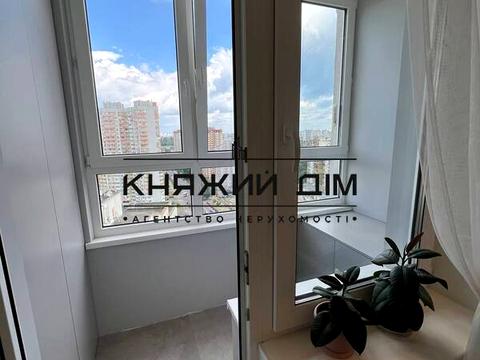 квартира по адресу Драгоманова ул., 10