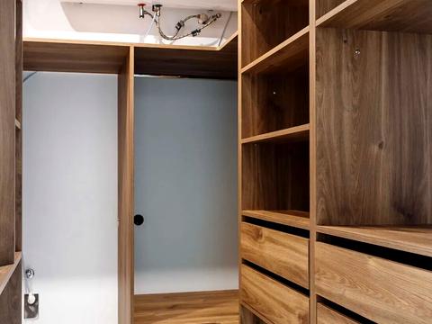 квартира по адресу Івана Левинського ул., 1