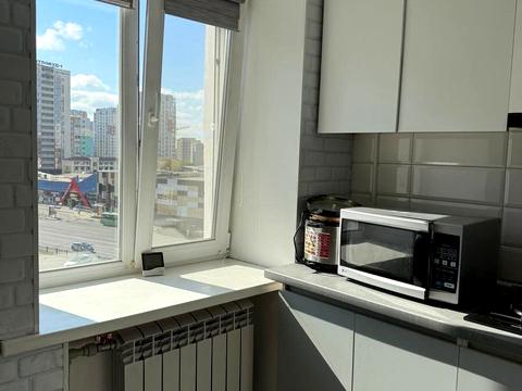 квартира за адресою Гімназійна набережна вул. (Червоношкільна набережна), 18