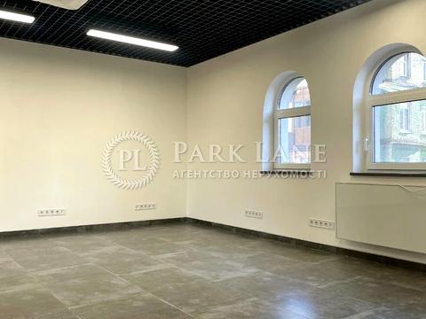 комерційна за адресою Шота Руставелі вул., 18А