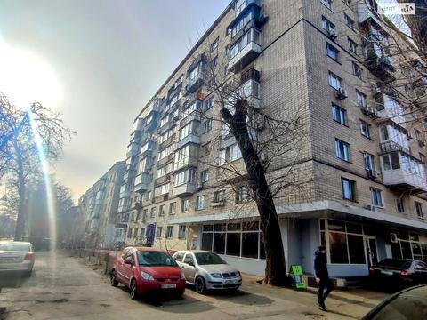 комерційна за адресою Лаврська вул. (Січневого Повстання), 4