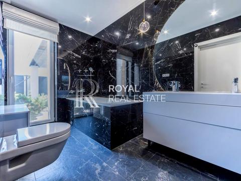 будинок за адресою Горіхова