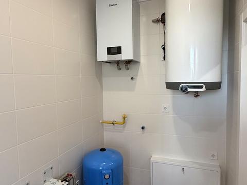 будинок за адресою Приозерна вул.