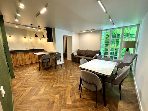квартира за адресою Університетська вул. (Першотравнева), 57а
