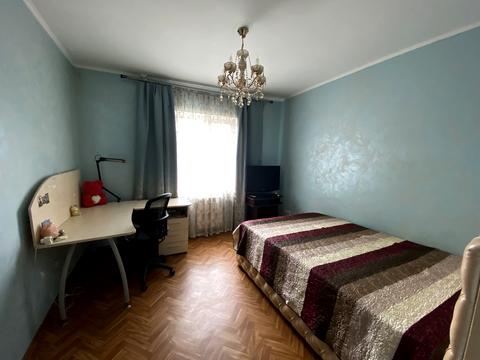 квартира по адресу Червоной Калины просп. (Владимира Маяковского), 40