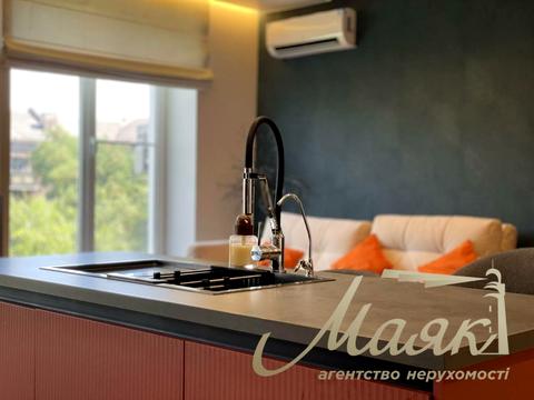 квартира по адресу Маяковского просп., 3
