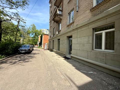 комерційна за адресою Івана Акінфієва вул. (Фучика), 17