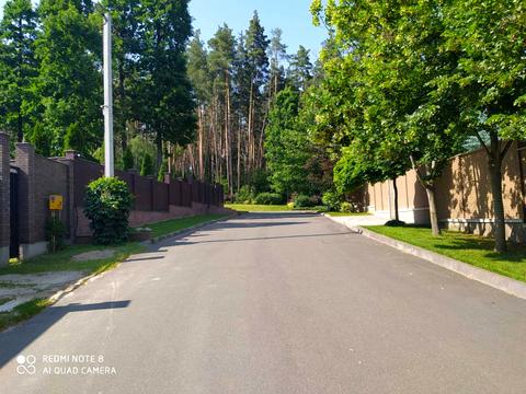 участок по адресу Анатолия Соловьяненко ул.