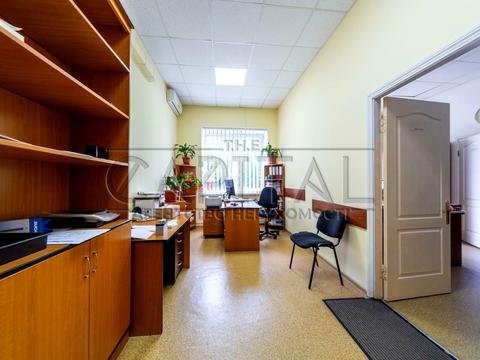 коммерческая по адресу Романа Ратушного ул. (Волгоградська), 3