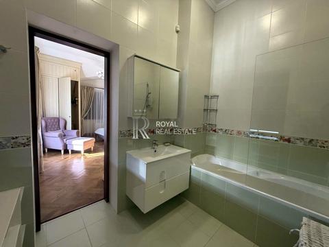 будинок за адресою с. Лісники, квіткова