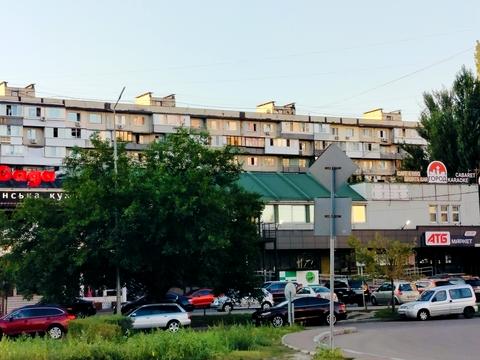 комерційна за адресою Тичини Павла, 16/2