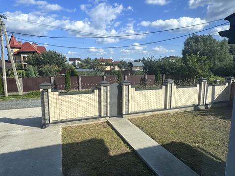 будинок за адресою Веселкова