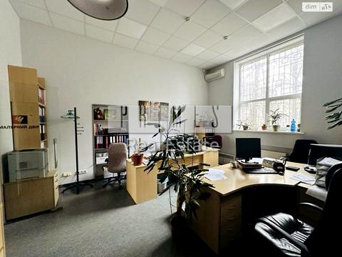 коммерческая по адресу Сулеймана Стальского ул., 32