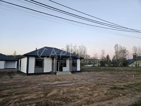 дом по адресу Небесной Сотни ул. (Паризької Комуни)