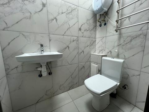комерційна за адресою Луцьк, Привокзальна вул., 10-Б