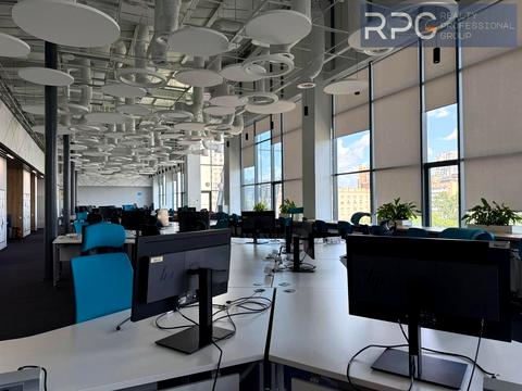 комерційна за адресою Сім'ї Прахових вул. (Гайдара), 58/10