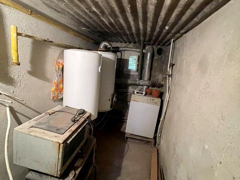 комерційна за адресою Баранинці, 1