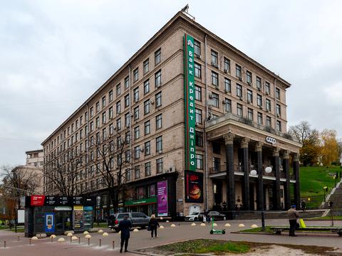 коммерческая по адресу Крещатик ул., 7/11