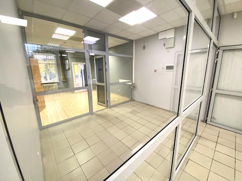 комерційна за адресою Михайла Бойчука вул. (Кіквідзе), 3