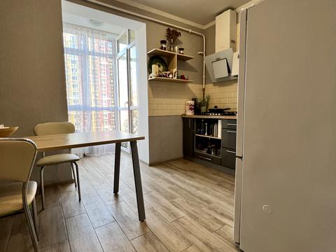 квартира за адресою Українська вул., 83б