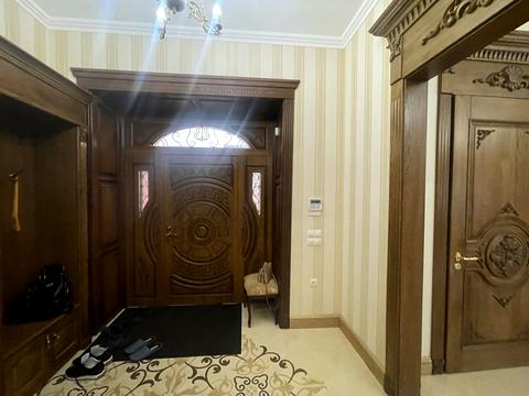 будинок за адресою Грушевського