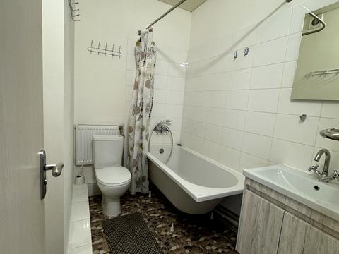 квартира за адресою Машинобудівників вул., 31