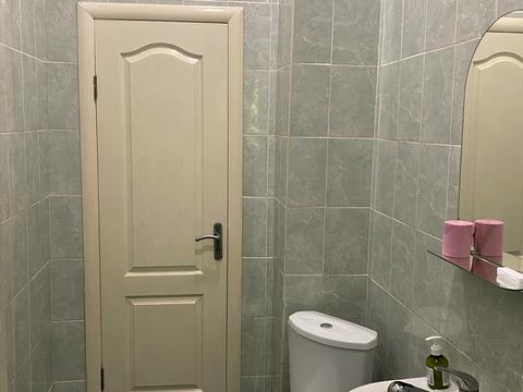 коммерческая по адресу Харьковская ул., 1